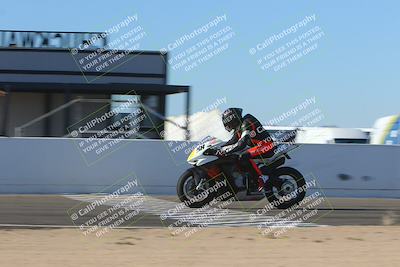 media/Nov-06-2023-Moto Forza (Mon) [[ce023d0744]]/4-Beginner Group/Session 4 (Finish Line Checker)/